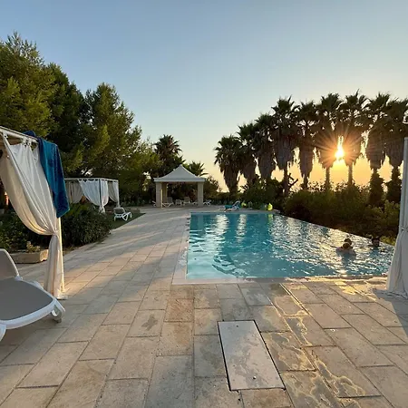 White Pool 2p - Gallipoli *